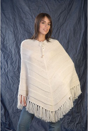 White thick poncho with oblique lines