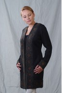 Coat with wide girdles and shapes