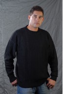 Black sweater with round neck and shapes in high relief