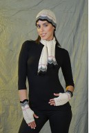 Soaky scarf with waves